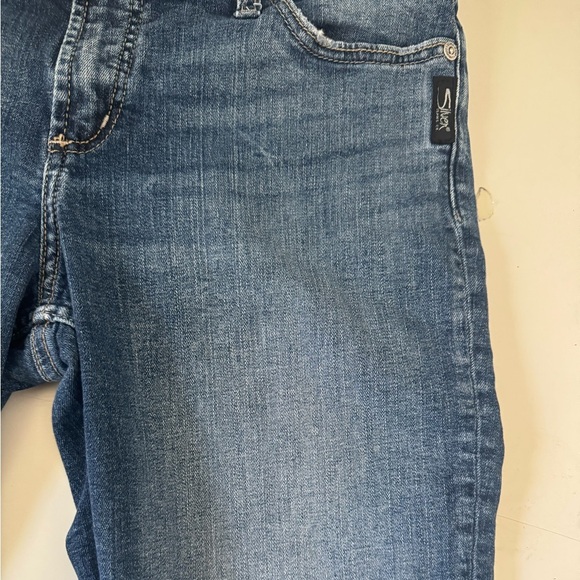 Silver Elyse Bermuda Shorts Size 28 - Picture 4 of 15